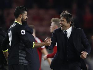Costa dan Conte yang Terbaik di Bulan November