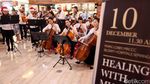 Musik Orkestra Hibur Pasien RS Siloam