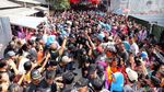 Agus Yudhoyono Lompat Moshing dan Diarak Pendukungnya
