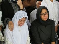 Wajah Sedih Sri Mulyani Melepas <i>Mr Clean</i>