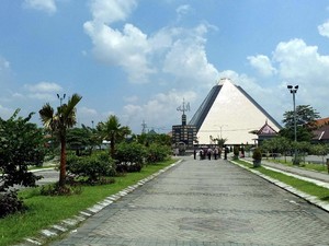 Melihat Perkembangan Pembangunan Museum Islam Nusantara di Jombang