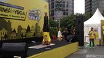 Begini Serunya Yoga Bersama Anjasmara
