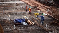 PT Adhi Karya (Persero) untuk melakukan Percepatan Penyelenggaraan Kerata Api Ringan/Light Rail Transit (LRT) terintegrasi di wilayah Jakarta, Bogor, Depok, dan Bekasi.