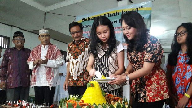 Saat Djarot Rayakan Ultah Sang Putri di Panti Asuhan