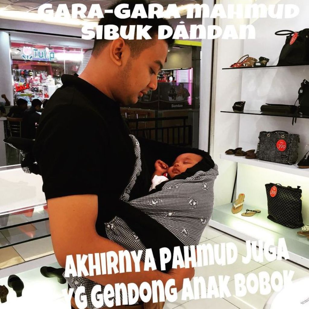 Meme Kocak Gara gara Mahmud Sibuk Dandan