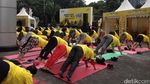 Begini Serunya Yoga Bersama Anjasmara