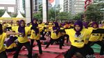 Begini Serunya Yoga Bersama Anjasmara