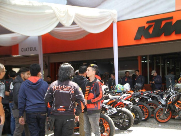KTM Kembangkan Sayap ke Bandung