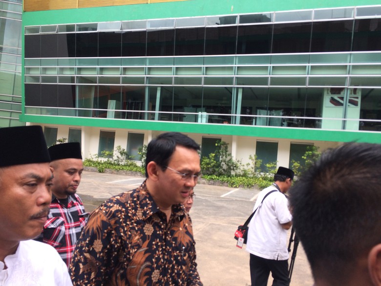 Tersedu-sedu di Depan Hakim, Ahok Cerita Pesan Ibu 