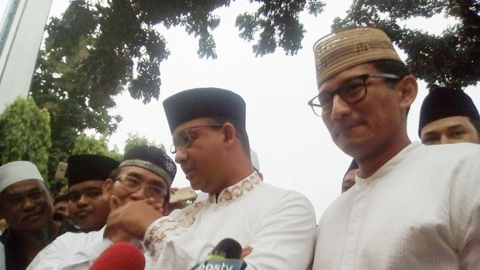 Ikut Subuh Berjamaah di Sunda Kelapa, Anies: Kita Bagian dari Sejarah