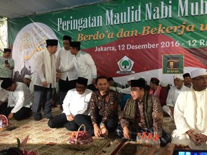 Ahok dan Djarot Hadiri Peringatan Maulid Nabi di Menteng