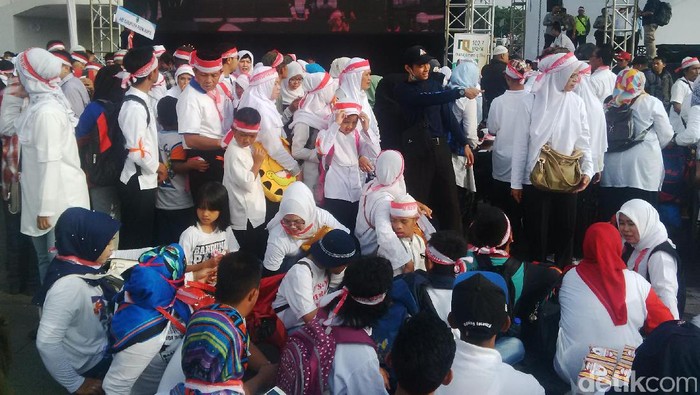 Aher: Pesantren Selalu Tampil Terdepan Mempertahankan NKRI