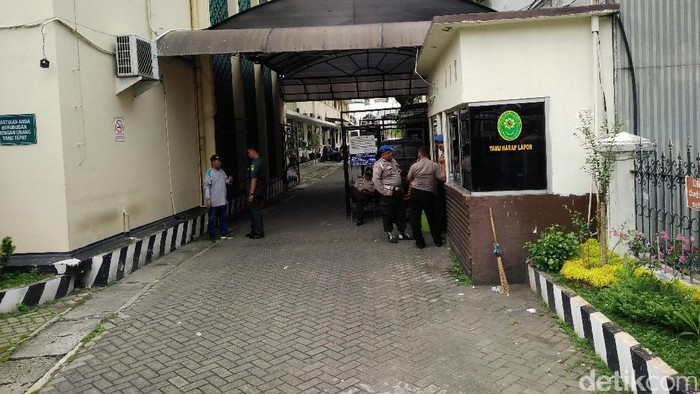 PN Jakut Siapkan Layar Besar di Luar Ruangan Sidang Ahok untuk Pengunjung