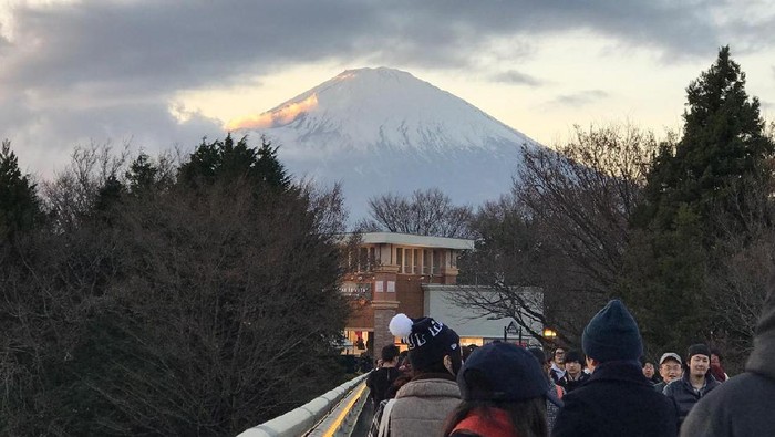 Tempat Terbaik Melihat Gunung Paling Suci di Jepang