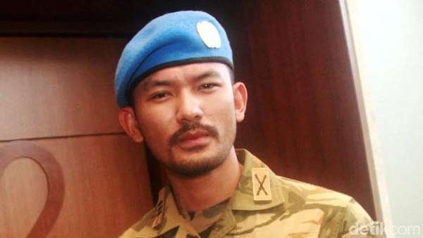 Gagahnya Rio Dewanto Gagahnya Rio Dewanto