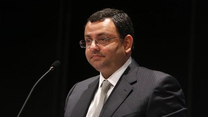 Tata Group Chairman Cyrus Mistry speaks to shareholders during the Tata Consultancy Services (TCS) annual general meeting in Mumbai June 28, 2013.