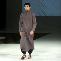 Koleksi Ria Miranda Mengangkat tema Ria Miranda Trend Show 2017 di The Hall Lt.8 Senayan City. Jakarta. [Foto: Mohammad Abduh/Wolipop]