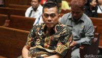 Terdakwa kasus dugaan suap raperda reklamasi , Muhamad Sanusi kembali jalani sidang di Pengadilan Tipikor, Selasa (13/12/2016).