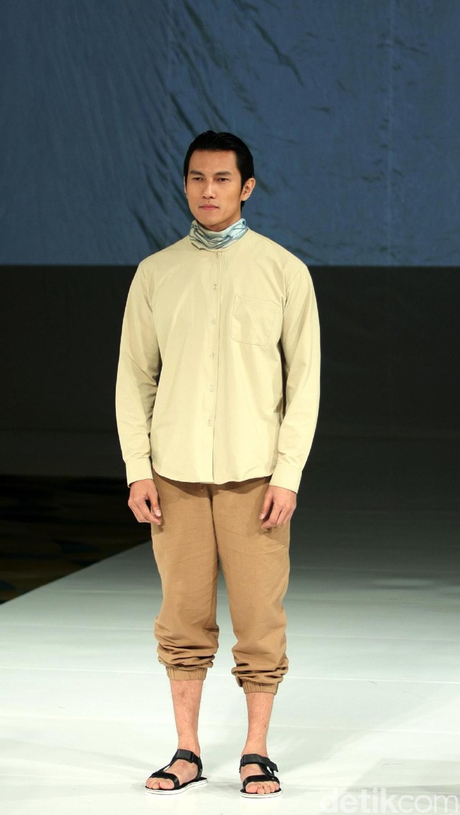 Koleksi Ria Miranda Mengangkat tema Ria Miranda Trend Show 2017 di The Hall Lt.8 Senayan City. Jakarta. [Foto: Mohammad Abduh/Wolipop]