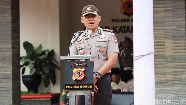 1.000 Polisi Disiagakan Jika Diskusi Khilafah Tetap Digelar di Bogor 1.000 Polisi Disiagakan Jika Diskusi Khilafah Tetap Digelar di Bogor