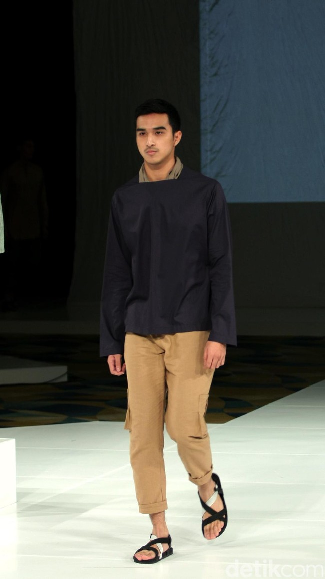 Koleksi Ria Miranda Mengangkat tema Ria Miranda Trend Show 2017 di The Hall Lt.8 Senayan City. Jakarta. [Foto: Mohammad Abduh/Wolipop]