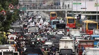 Kemacetan terjadi akibat adanya aksi unjuk rasa.