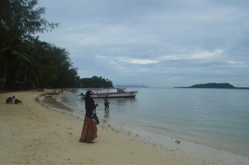 Liburan asyi bareng keluarga di Pulau Poncan, Sibolga