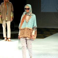 Koleksi Ria Miranda Mengangkat tema Ria Miranda Trend Show 2017 di The Hall Lt.8 Senayan City. Jakarta. [Foto: Mohammad Abduh/Wolipop]