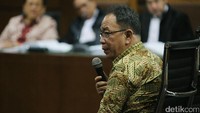 Pernyataan tersebut dilontarkan Sutanto saat ia ditanya hakim John Butar-Butar apakah ada kesepakatan fee Rp 300 per kg untuk pengupayaan 1000 ton oleh Irman. Sutanto telah membantahnya.