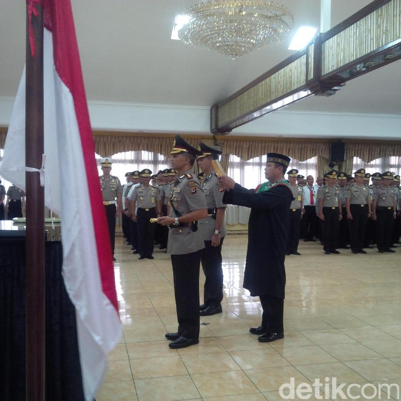 Kombes Pol Hendro Pandowo Resmi Menjabat Kapolrestabes Bandung Kombes Pol Hendro Pandowo Resmi Menjabat Kapolrestabes Bandung