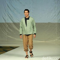 Koleksi Ria Miranda Mengangkat tema Ria Miranda Trend Show 2017 di The Hall Lt.8 Senayan City. Jakarta. [Foto: Mohammad Abduh/Wolipop]