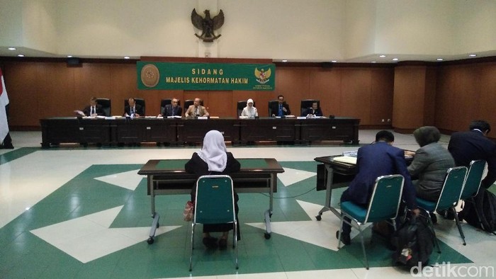 Diduga Selingkuh, Eks Ketua PA Padang Panjang Disidang Etik