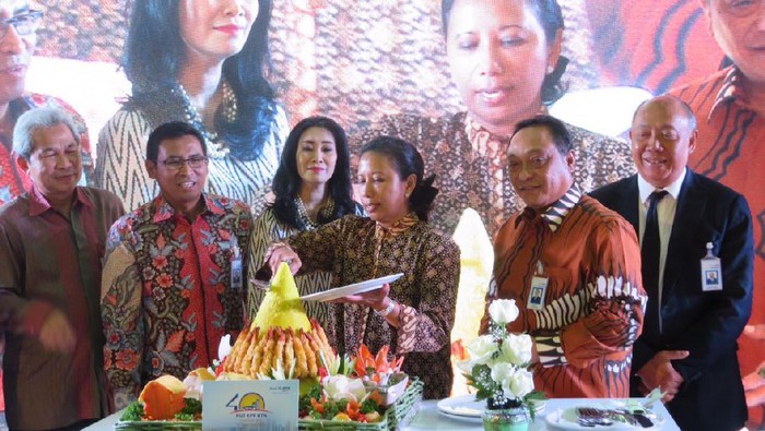 Sambil Potong Tumpeng, Rini Soemarno: BTN Ujung Tombak Penyediaan Rumah