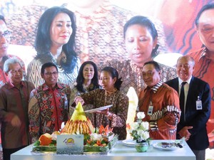 Sambil Potong Tumpeng, Rini Soemarno: BTN Ujung Tombak Penyediaan Rumah