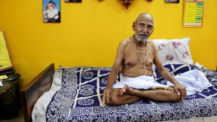 Biksu di India Ini Ungkap Rahasia Panjang Umur: Yoga dan Jauhi Rempah-rempah