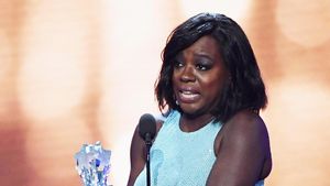 Momen Terbaik di Critics Choice Awards 2016