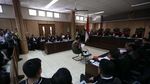 Ahok Bacakan Nota Keberatan