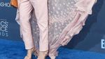 Parade Wanita Cantik di Critics Choice Awards 2016