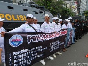 Tim Gegana Lakukan Sterilisasi di Ruang Sidang Ahok