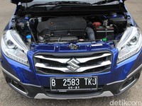 Menguji Suzuki SX4 S-Cross di Jalanan Ibu Kota