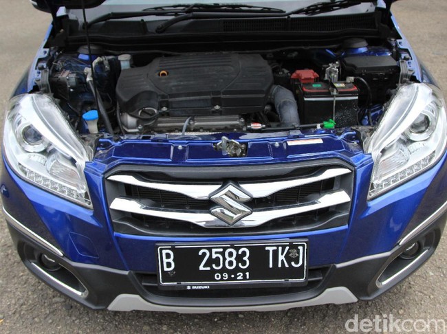 Menguji Suzuki SX4 S-Cross di Jalanan Ibu Kota
