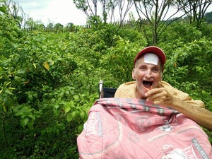 Paul Cumming, dari Lapangan Hijau ke Kebun Cabai