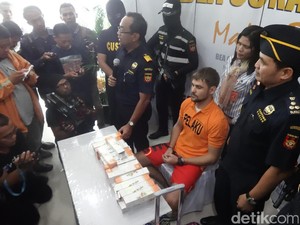 Bawa Hashish 2,9 Kg dari Nepal, WN Rusia Ditangkap di Bandara Ngurah Rai