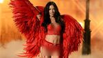 Irina Shayk vs Adriana Lima, Siapa Paling Seksi?