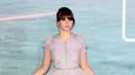 Gemes! Felicity Jones Diwawancarai Gadis Cilik