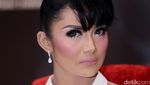 Krisdayanti Tetap Cantik di Usia 41 Tahun