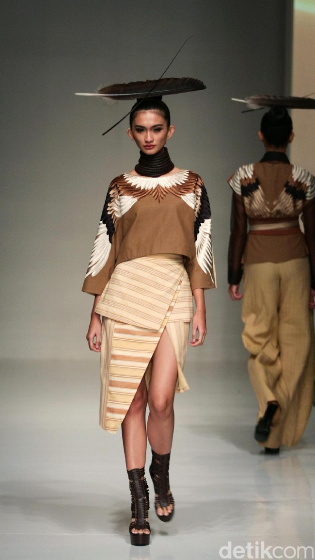 Peragaan Busana Balijava by Denny Wirawan yang di hadirkan di IPMI Trend Show 2017. The Hall Lt.8 Senayan City. Jakarta. [Foto: Mohammad Abduh/Wolipop]