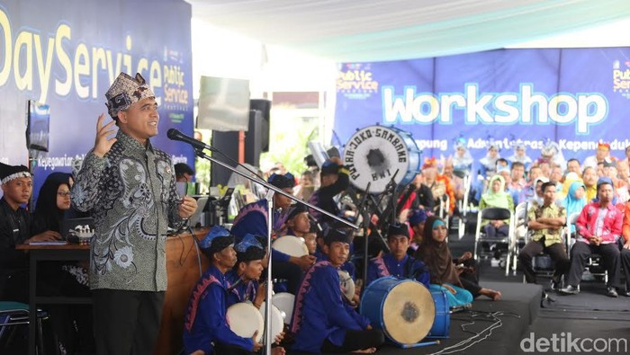 Bupati Anas Siapkan Sanksi Bagi Camat yang Tak Dukung Smart Kampung