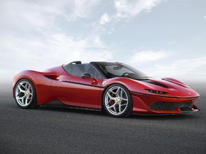 Ferrari J50 Ini Hanya Diproduksi 10 Unit