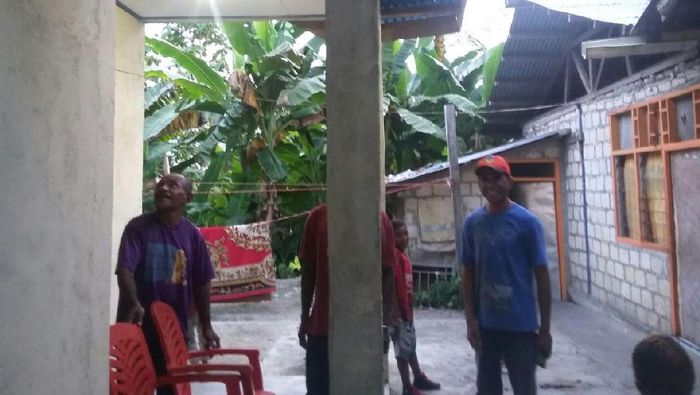 Salah satu desa di Papua yang sudah dapat listrik (Foto: Fadhly Fauzi Rachman/detikFinance) Salah satu desa di Papua yang sudah dapat listrik (Foto: Fadhly Fauzi Rachman/detikFinance)